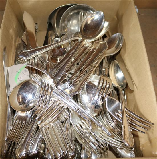 Plated flatware